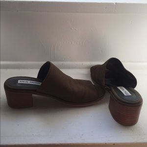 Steve Madden peep toe wedges